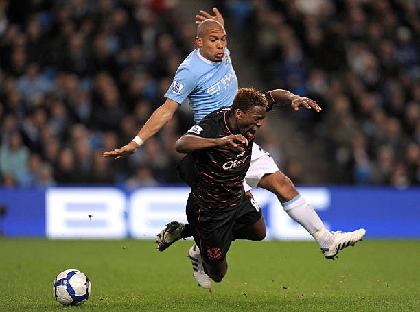 更为他个人 更为他个人